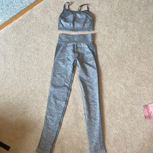 Gymshark leggings sports bra